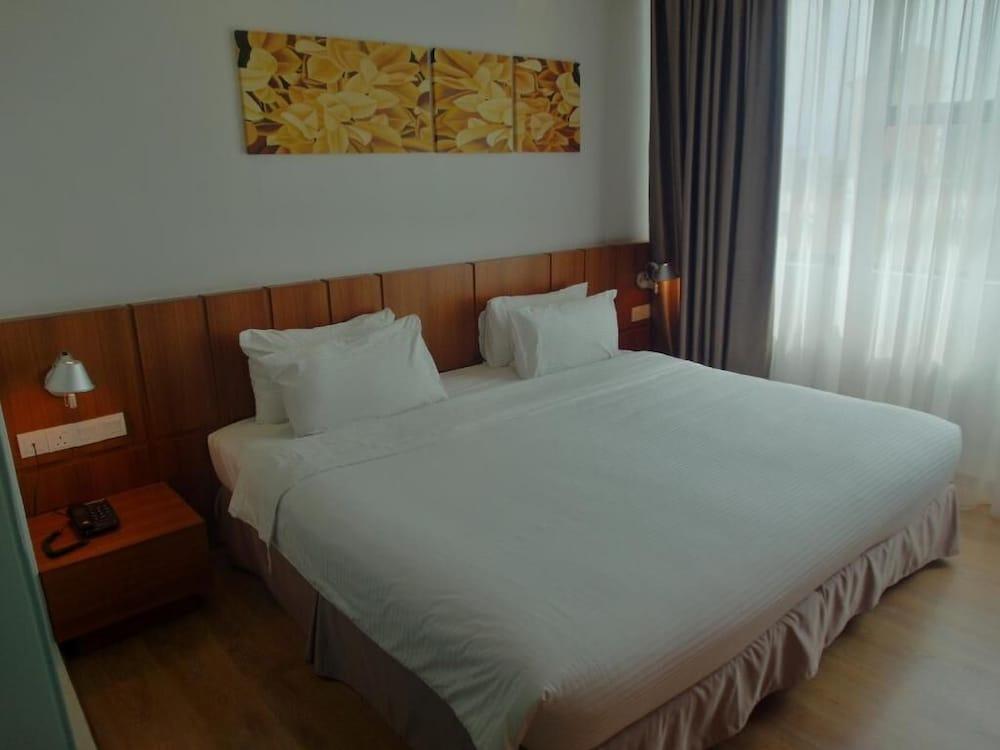 Hotel French